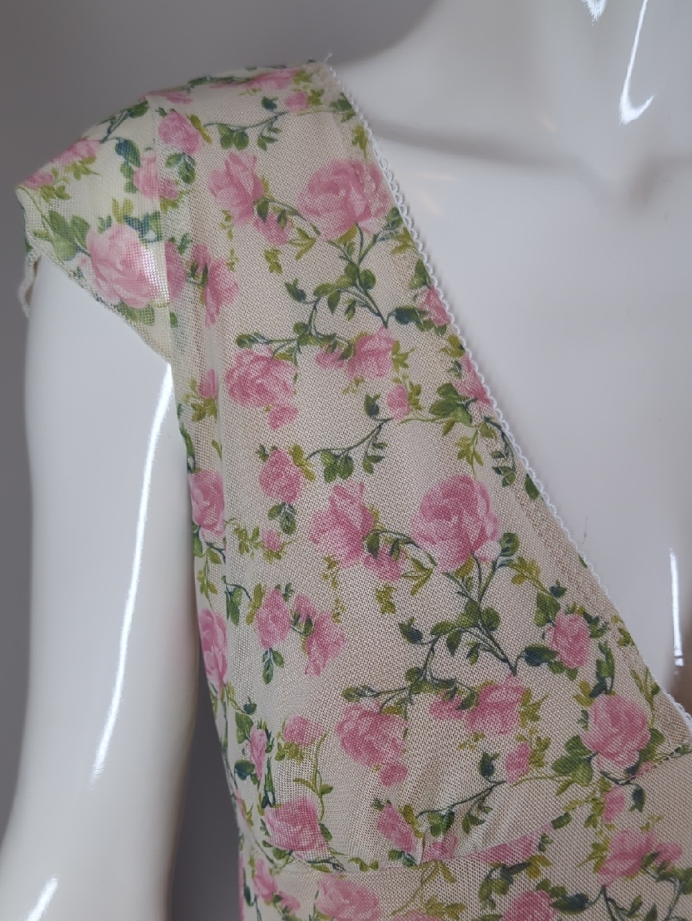 See You Monday Floral V-Neck Midi Dress in Pink and Cream Sheer Stretchy Roses - Picture 4 of 7